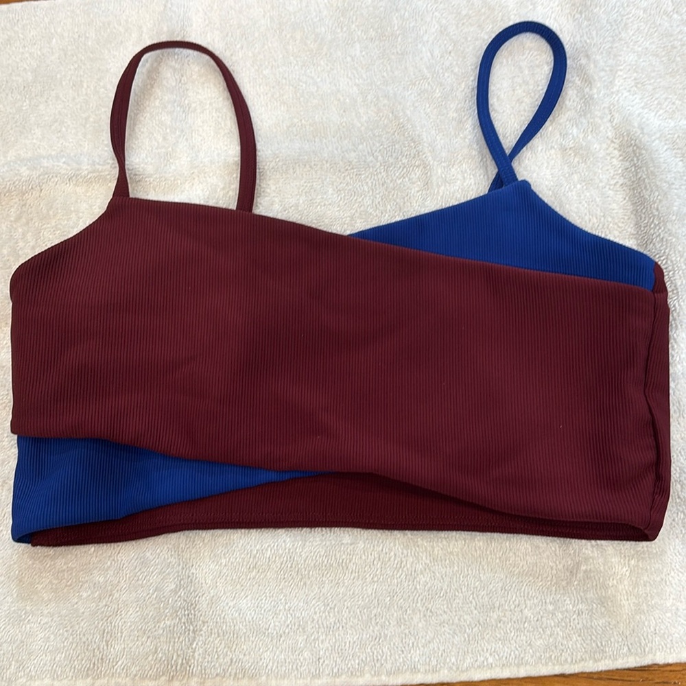 WILO The Label burgundy and blue size m sports bra